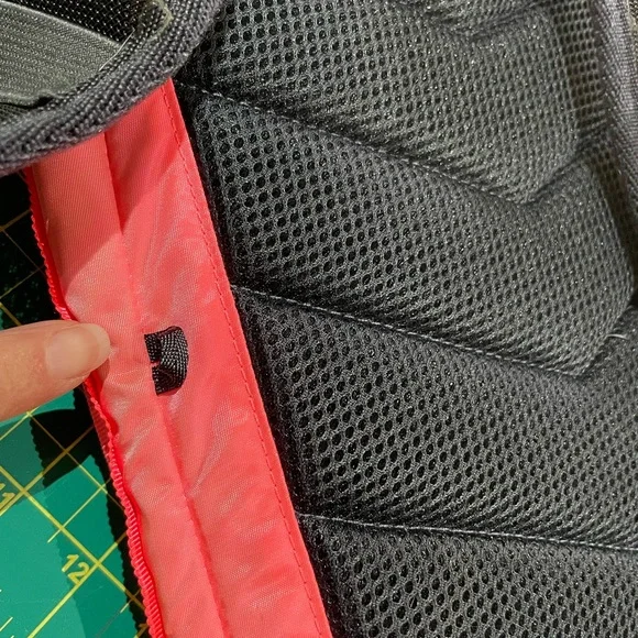 Run from Work Backpack - Picture 10 of 14